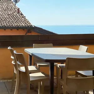 https://residence-corte-ferrari.it-lombardy.com